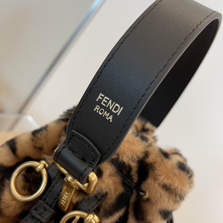 FDNI-Bags - Strap Story - 572