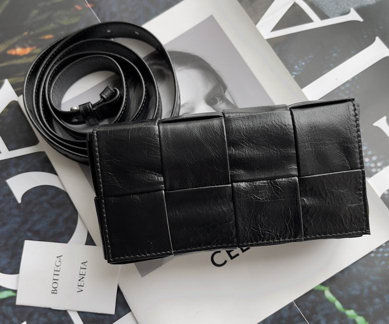 BTVA-Bags - Strap Story - 170
