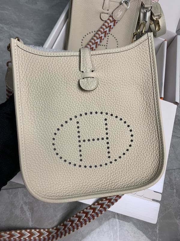 HMSM-Bags - Strap Story - 083