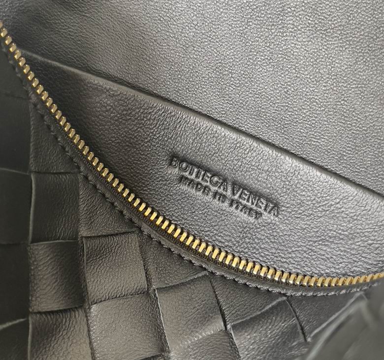 BTVA-Bags - Strap Story - 067