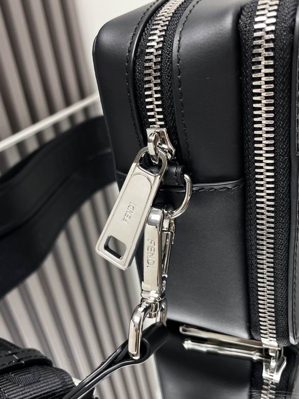 FDNI-Bags - Strap Story - 098