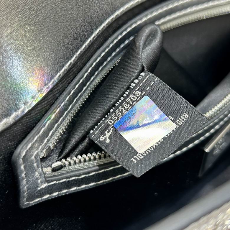 FDNI-Bags - Strap Story - 007