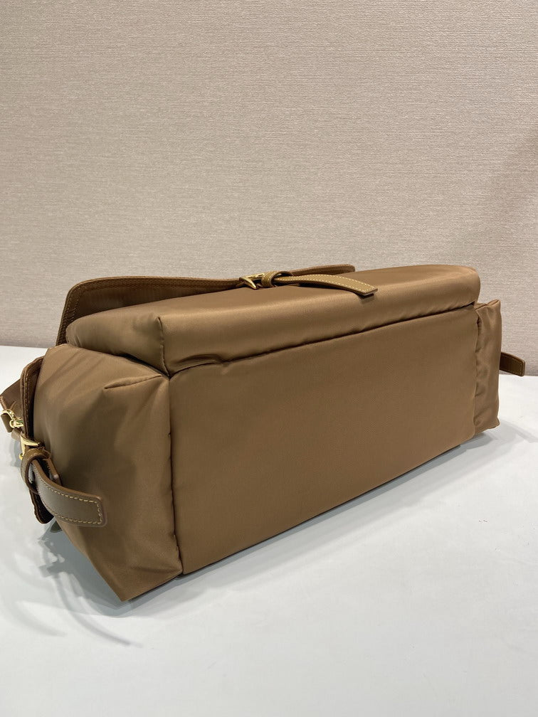 PRD-Bags - Strap Story - 1883