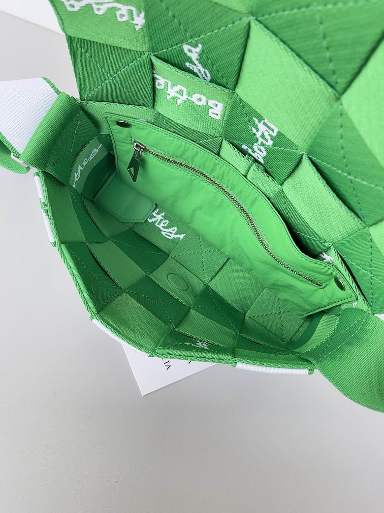 BTVA-Bags - Strap Story - 206