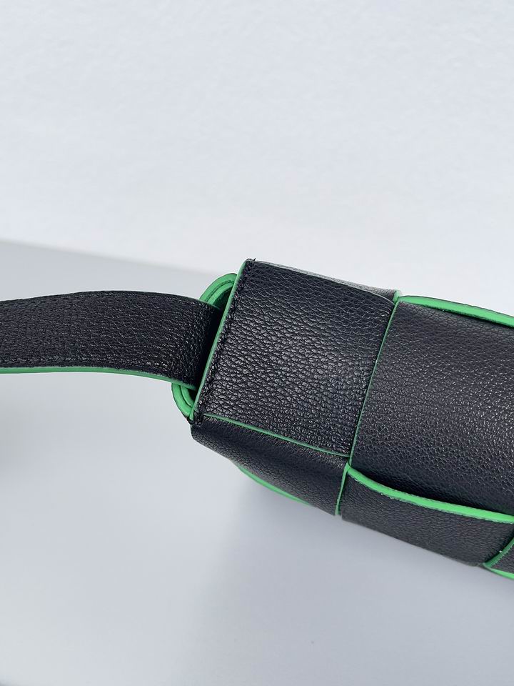 BTVA-Bags - Strap Story - 207