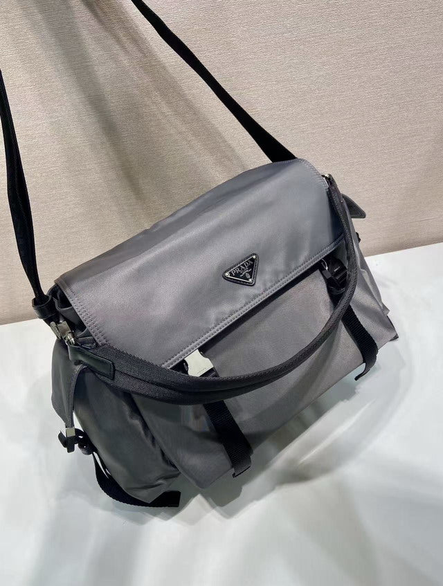 PRD-Bags - Strap Story - 1954