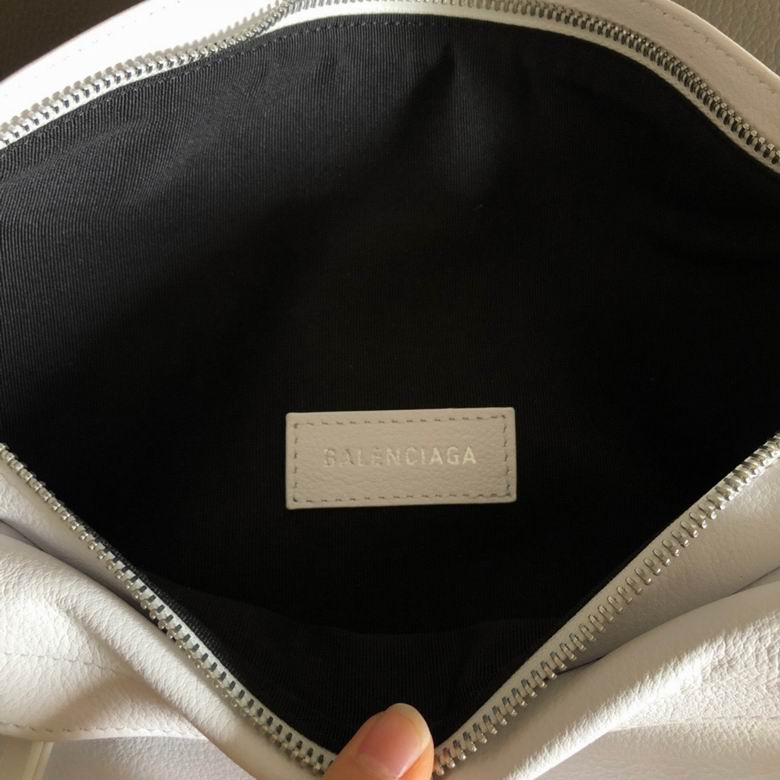 BLGA-Bags - Strap Story - 080
