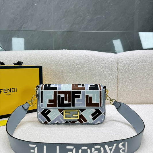 FDNI-Bags - Strap Story - 049
