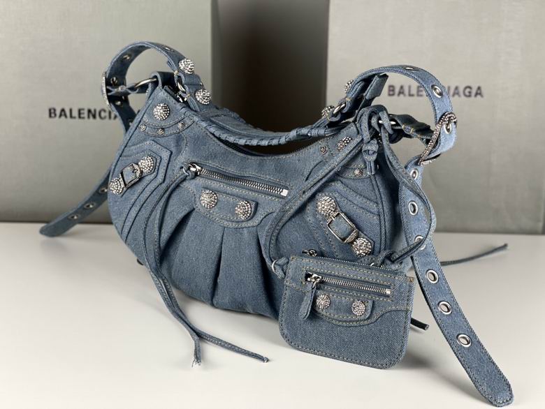 BLGA-Bags - Strap Story - 320