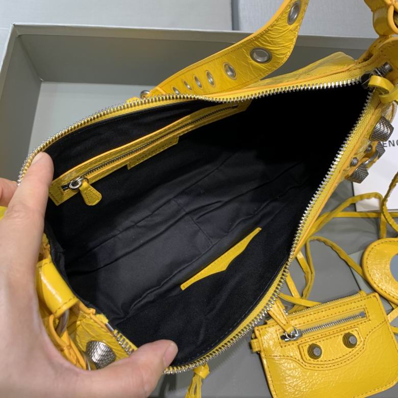 BLGA-Bags - Strap Story - 104