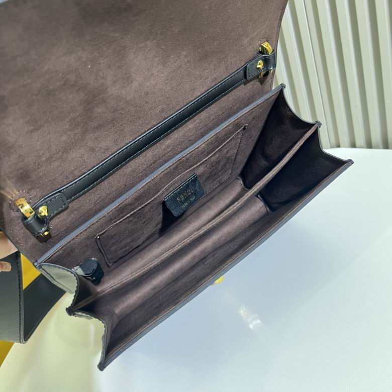 FDNI-Bags - Strap Story - 086