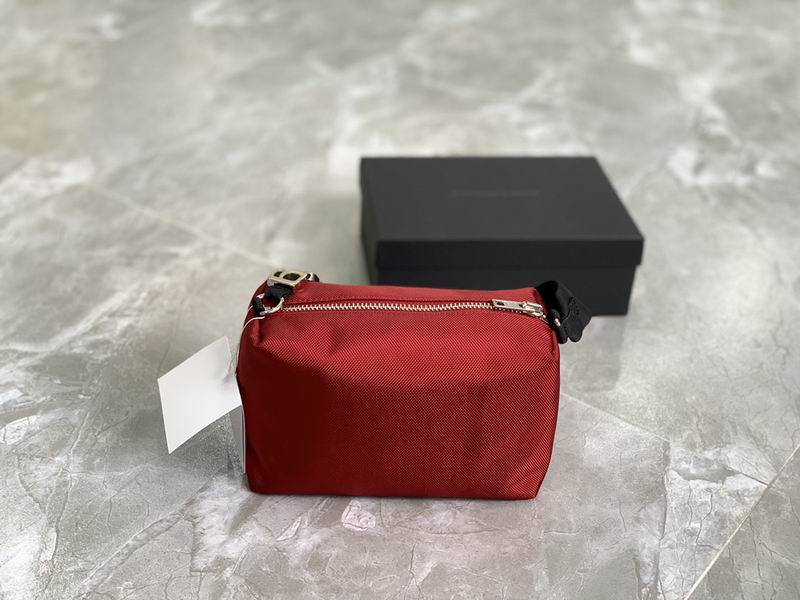 AXWG-Bag - Strap Story - 005
