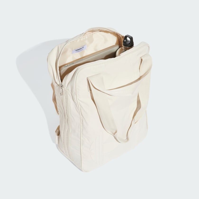 StrapStory - Backpack 044
