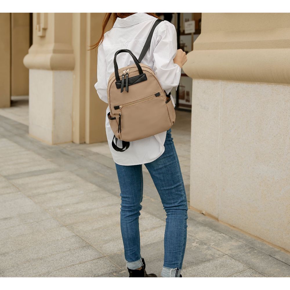 StrapStory - Backpack 612