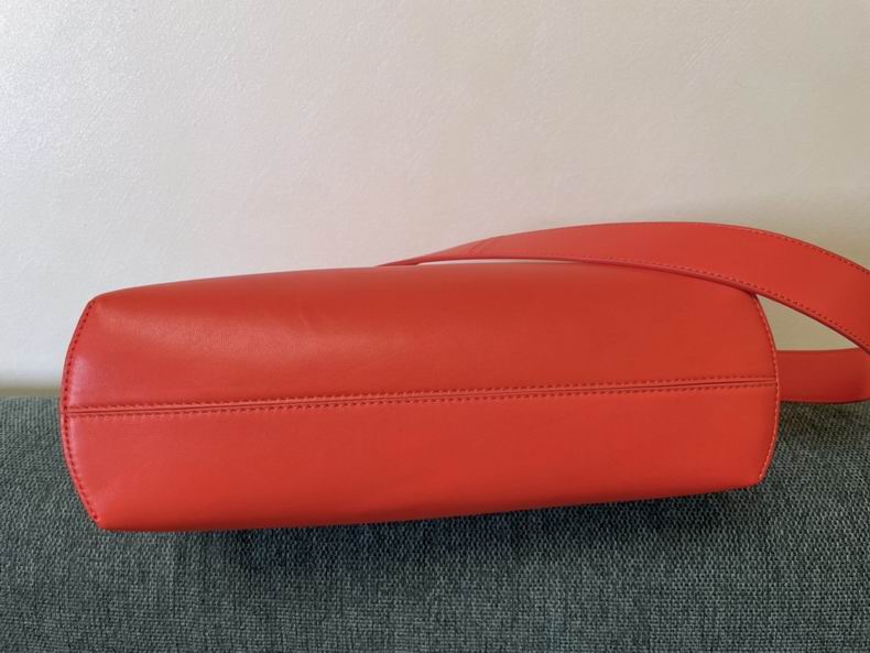 FDNI-Bags - Strap Story - 620