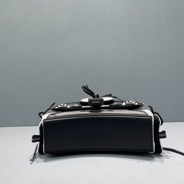BLGA-Bags - Strap Story - 467