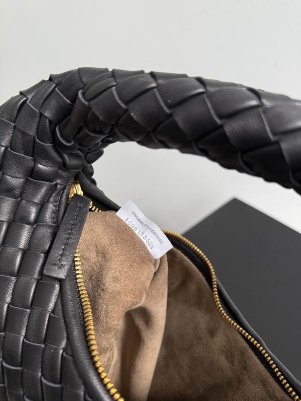 BTVA-Bags - Strap Story - 384