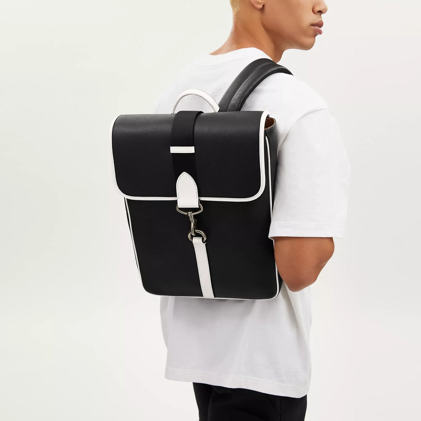 StrapStory - Backpack 1176