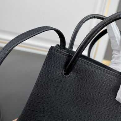 BLGA-Bags - Strap Story - 555