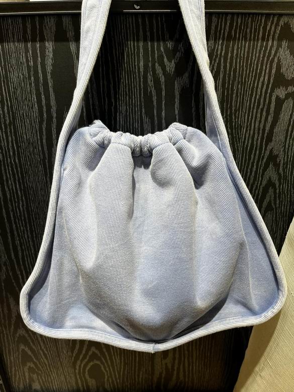 AXWG-Bag - Strap Story - 001