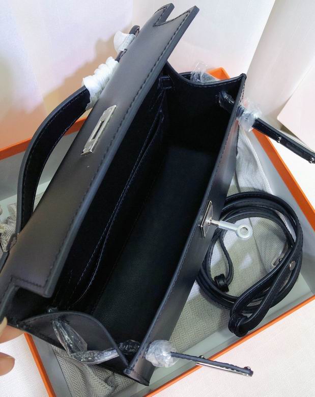 HMSM-Bags - Strap Story - 022