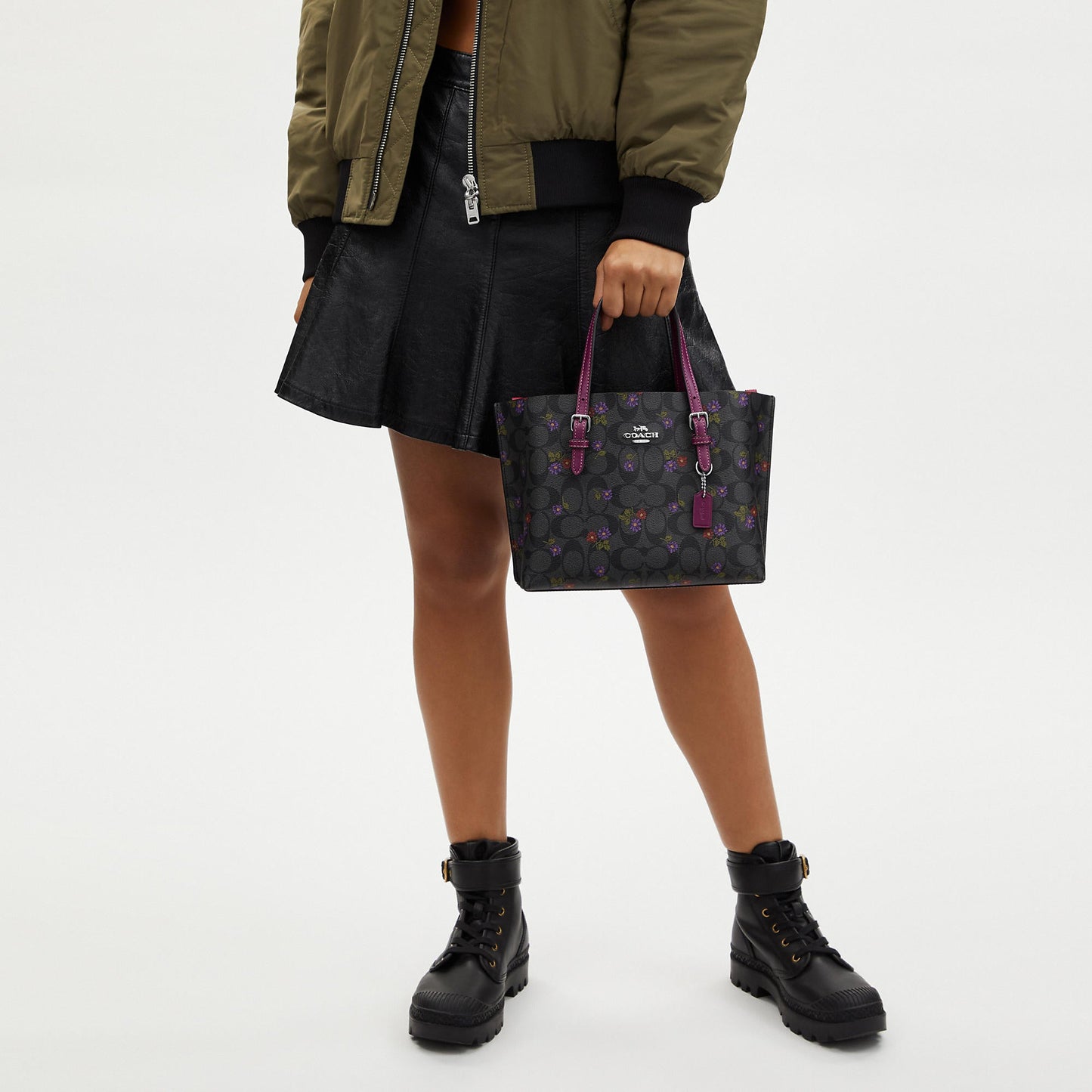 StrapStory - Tote Bag 402