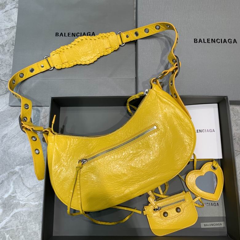 BLGA-Bags - Strap Story - 104