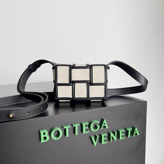 BTVA-Bags - Strap Story - 162