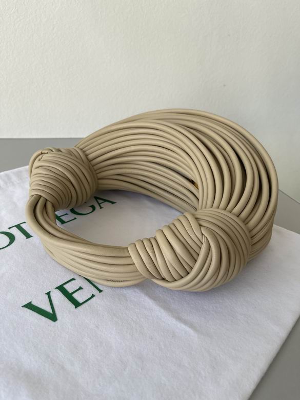 BTVA-Bags - Strap Story - 058