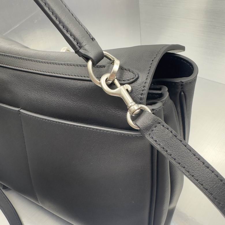 BLGA-Bags - Strap Story - 001