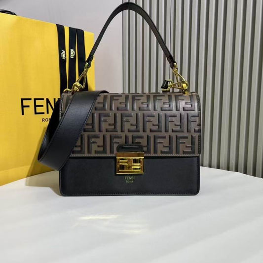 FDNI-Bags - Strap Story - 087