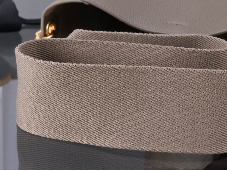 CLNE-Bags - Strap Story - 207