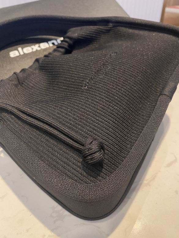 AXWG-Bag - Strap Story - 002