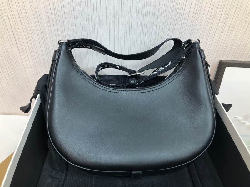 CLNE-Bags - Strap Story - 625