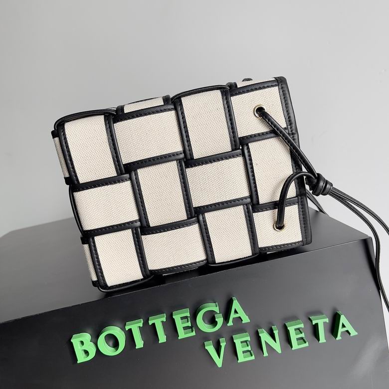 BTVA-Bags - Strap Story - 052