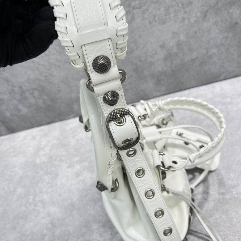 BLGA-Bags - Strap Story - 035