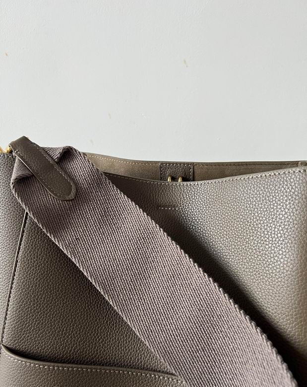 CLNE-Bags - Strap Story - 239