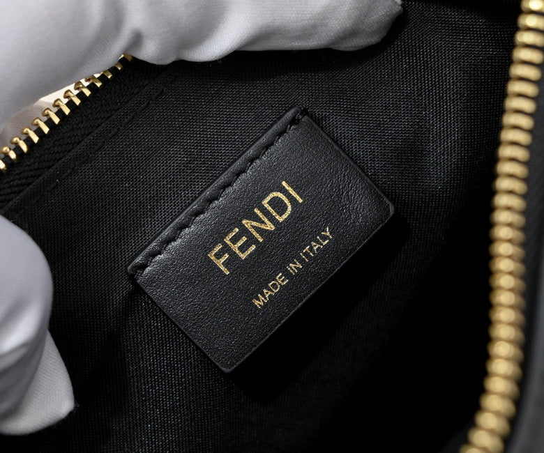 FDNI-Bags - Strap Story - 444