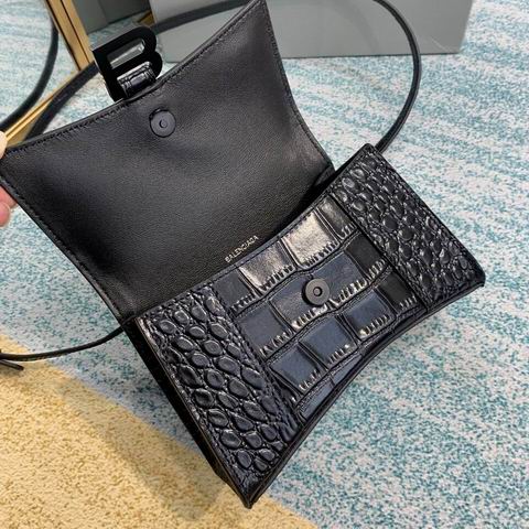 BLGA-Bags - Strap Story - 143