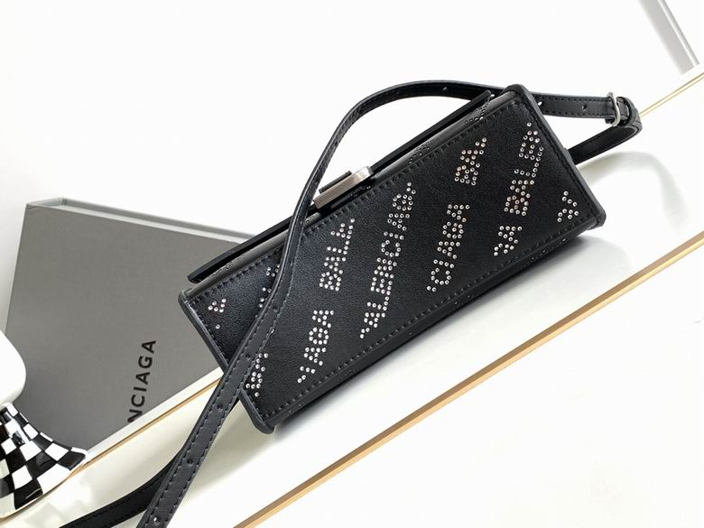 BLGA-Bags - Strap Story - 460