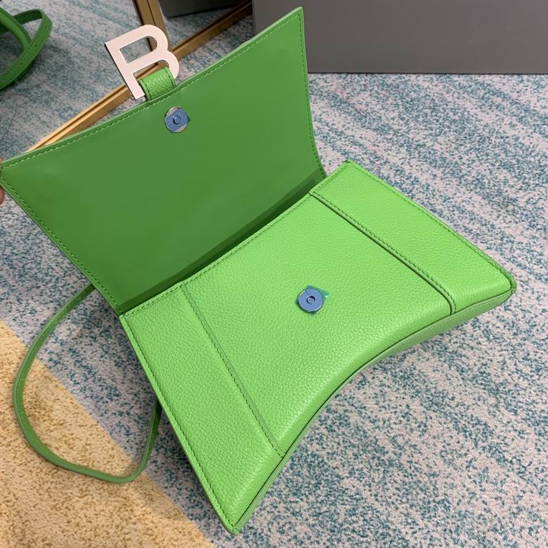 BLGA-Bags - Strap Story - 099