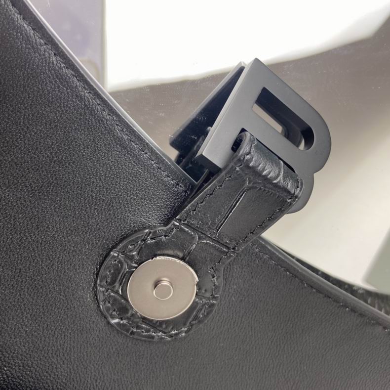 BLGA-Bags - Strap Story - 183