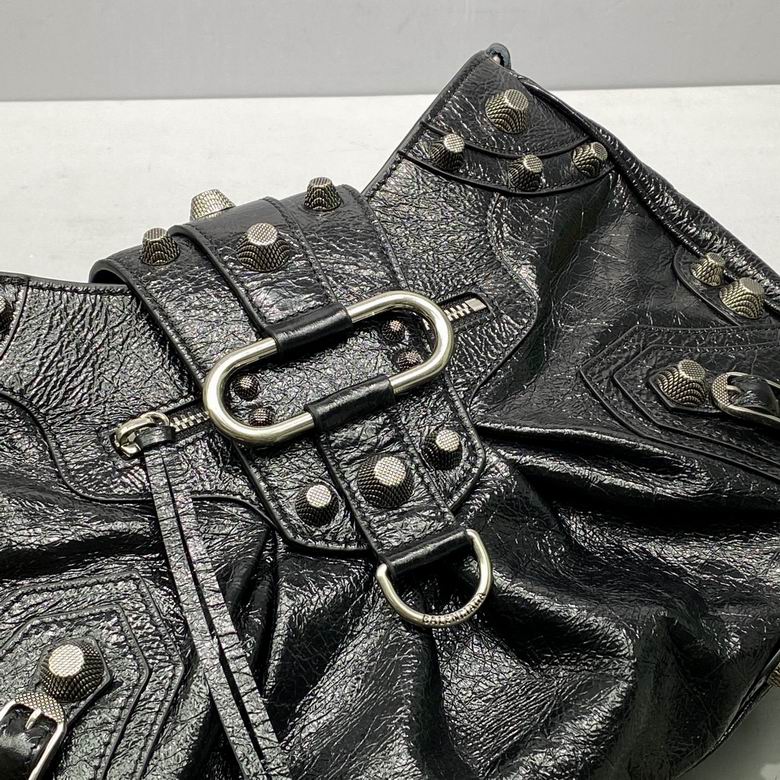 BLGA-Bags - Strap Story - 101