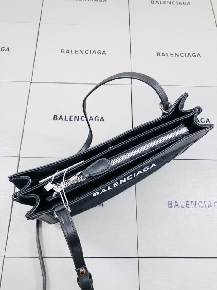 BLGA-Bags - Strap Story - 132