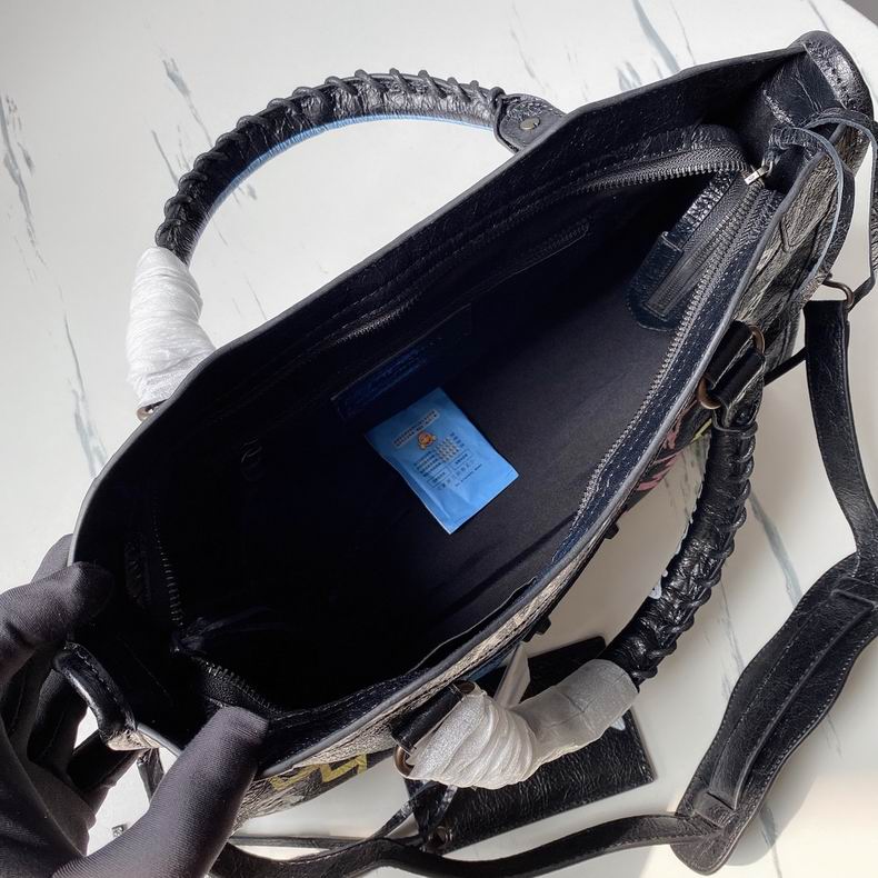 BLGA-Bags - Strap Story - 150