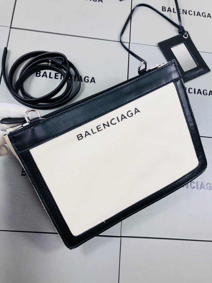 BLGA-Bags - Strap Story - 132