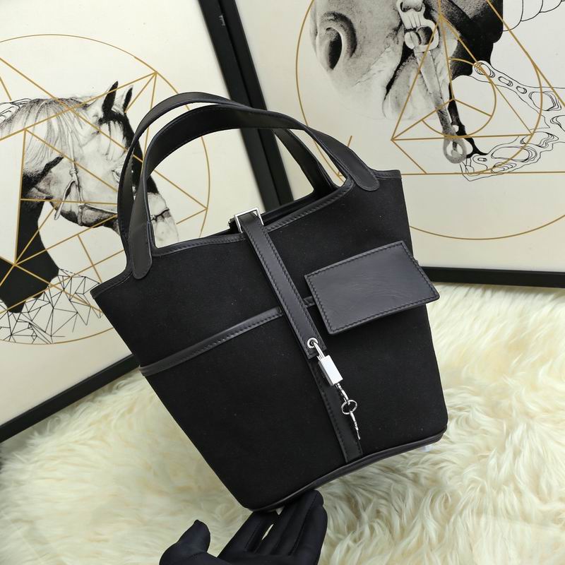 HMSM-Bags - Strap Story - 067