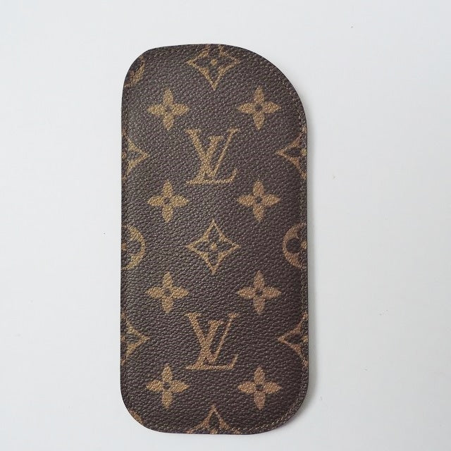 StrapStory - Wristlet 582