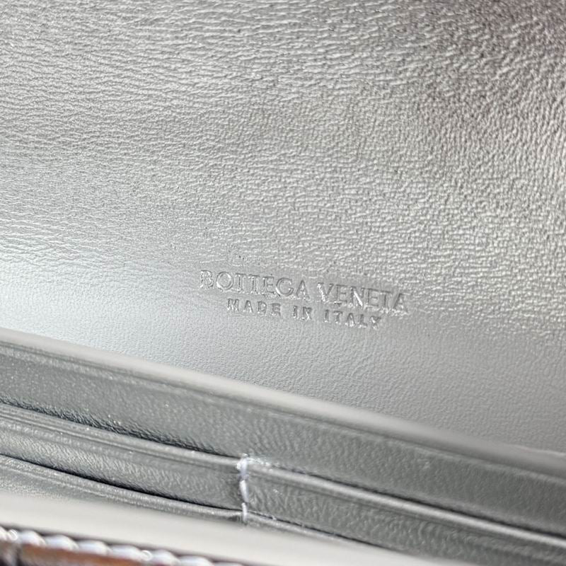 BTVA-Bags - Strap Story - 600