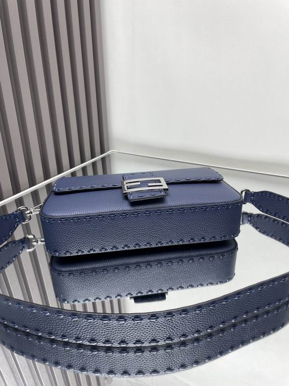 FDNI-Bags - Strap Story - 094